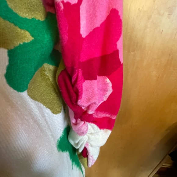 Inc lightweight sweater! Pretty, colorful 3/4 length ruched sleeves. - Picture 4 of 4